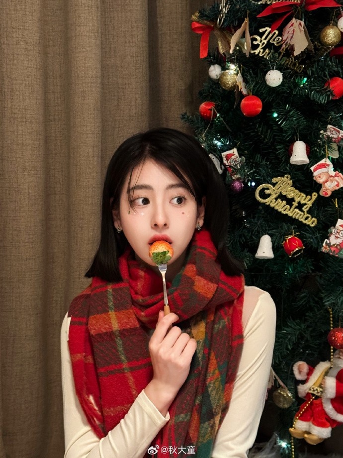 懂球！美女主播秋童晒今日焦点3战专家赛前预测：仅连睿全中