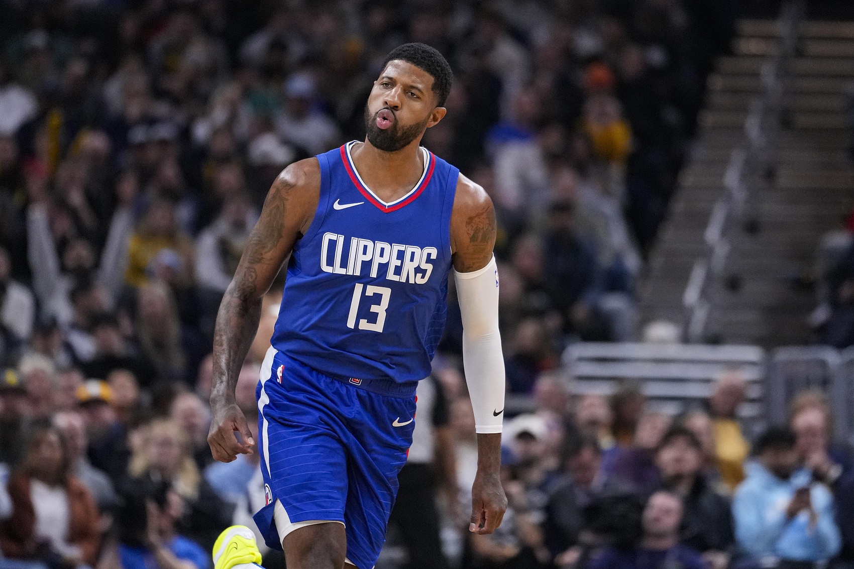 【直播吧评选】1月13日NBA最佳球员