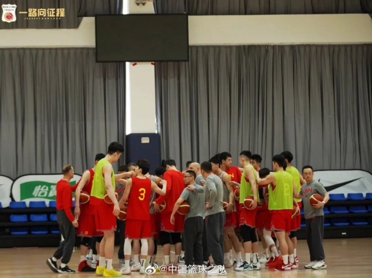 广体：年轻球员的加入给男篮带来了希望同时他们也将迎来挑战