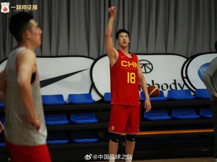 广体：年轻球员的加入给男篮带来了希望同时他们也将迎来挑战