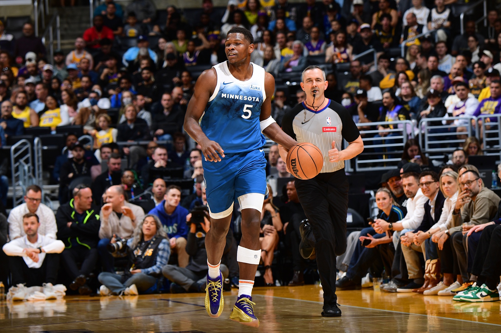【直播吧评选】3月17日NBA最佳球员