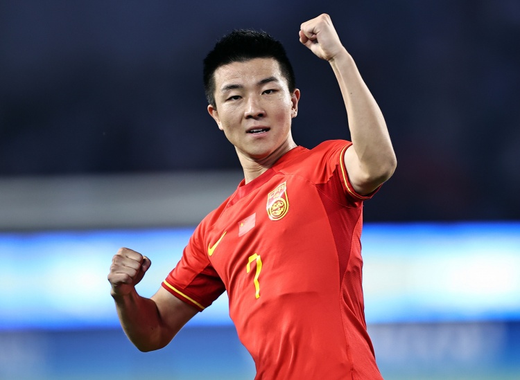 老龄化！武磊淡出后国足前锋还有谁人能选最年轻的王钰栋仅17岁