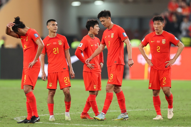 6分之战不容有失！国足vs新加坡三要点考验伊万执教水平