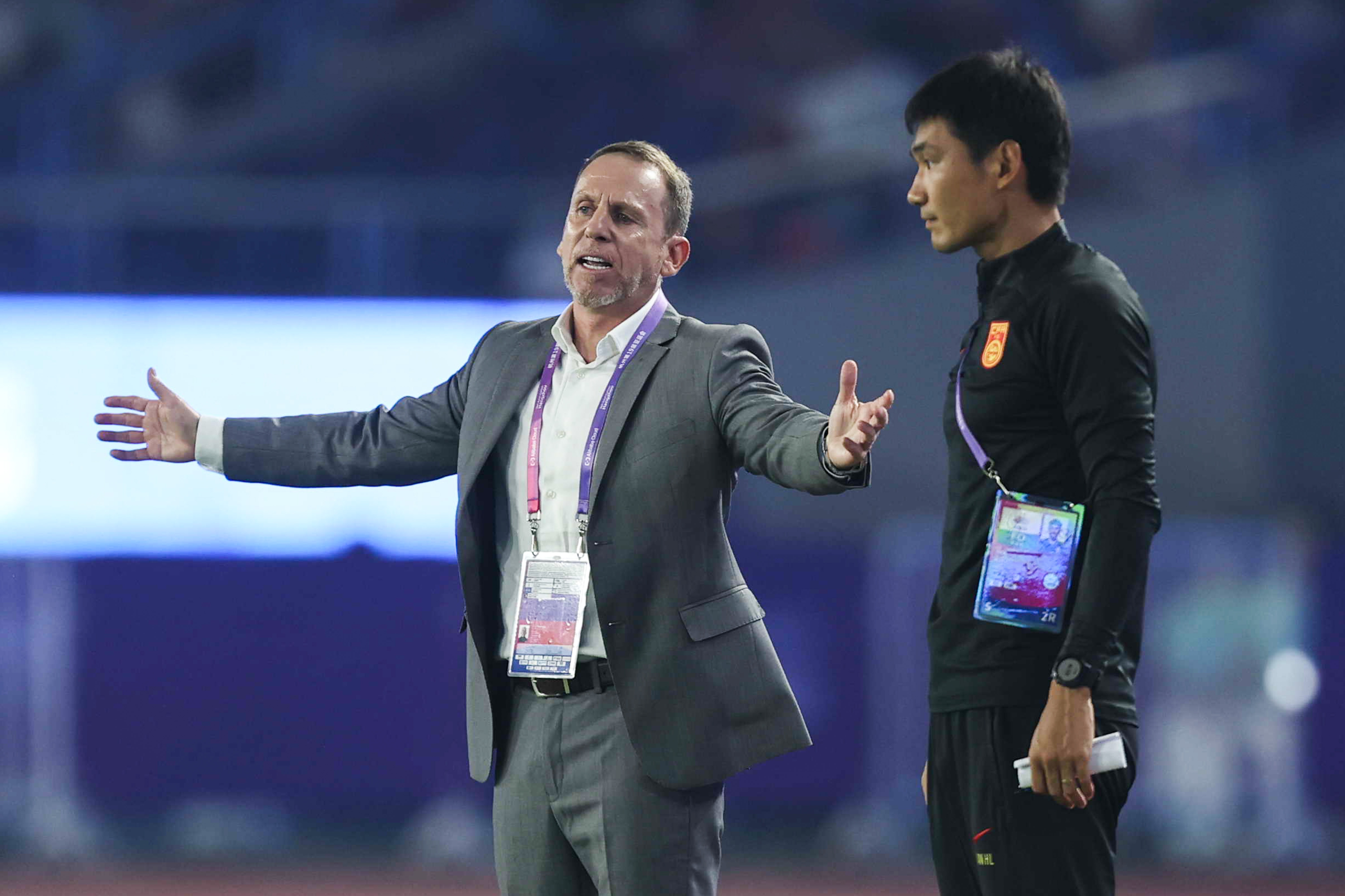 马德兴：U19国足近年国际比赛太少，组队之初“输在起跑线上”