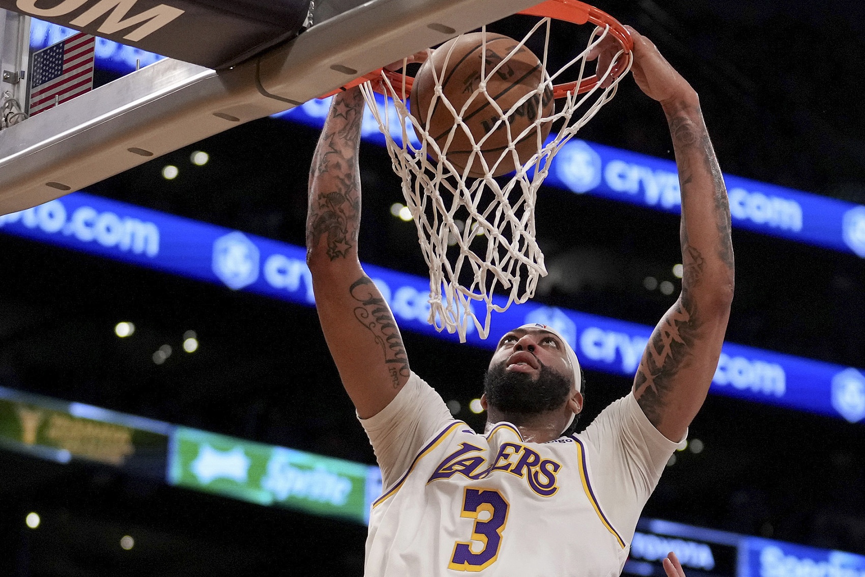 【直播吧评选】3月25日NBA最佳球员