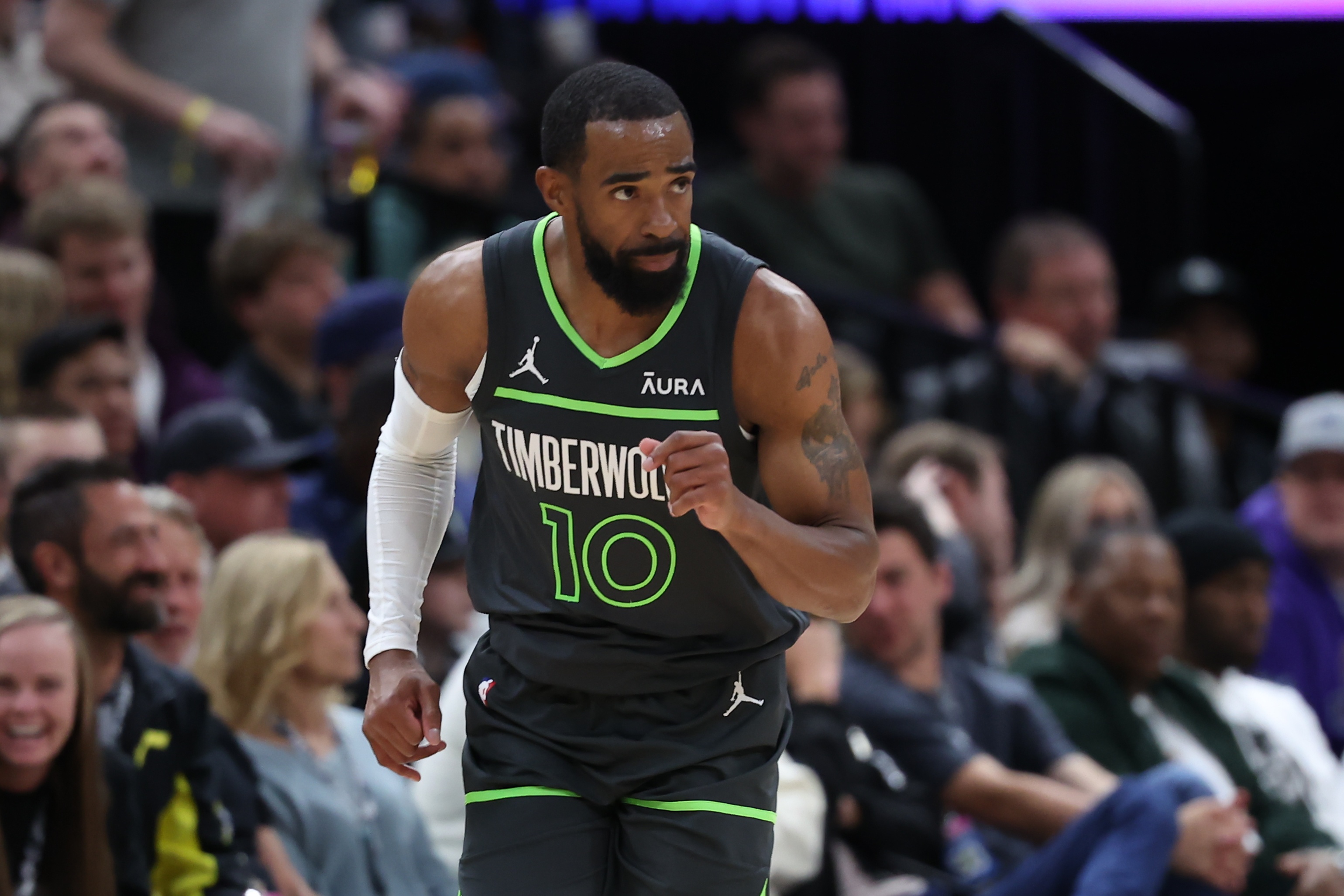 【直播吧评选】3月30日NBA最佳球员