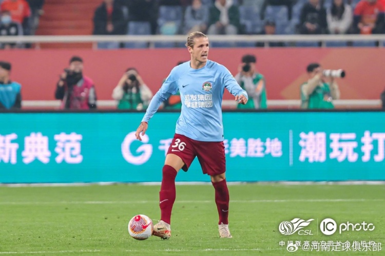 河南俱乐部酒祖杜康22山东泰山黄紫昌纳萨里奥互相传射