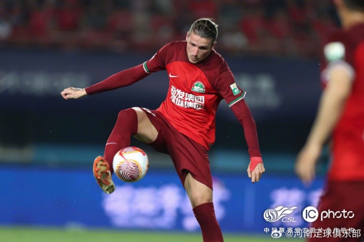 河南俱乐部酒祖杜康23武汉三镇陈克强替补破门