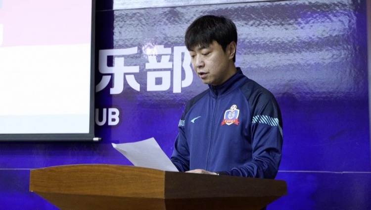 延边龙鼎召开赛风赛纪治理工作会议队员表态要为延边足球争光