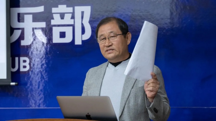 延边龙鼎召开赛风赛纪治理工作会议队员表态要为延边足球争光