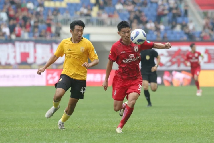 【战报】胡明天绝杀伍承儒建功陕西联合21湖北青年星