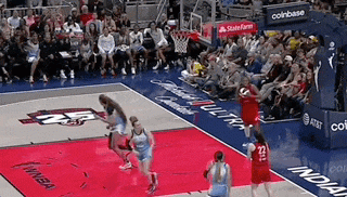 她拯救了WNBA，却为何被疯狂针对