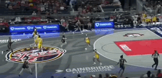 她拯救了WNBA，却为何被疯狂针对