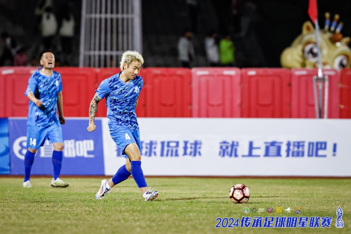 第十届传承足球明星联赛定南开战范志毅郜林领衔豪华阵容