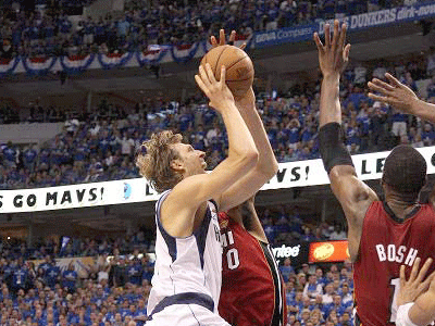 NBA杯-库里37+9战旧主2分东契奇1+8+6勇士击败独行侠