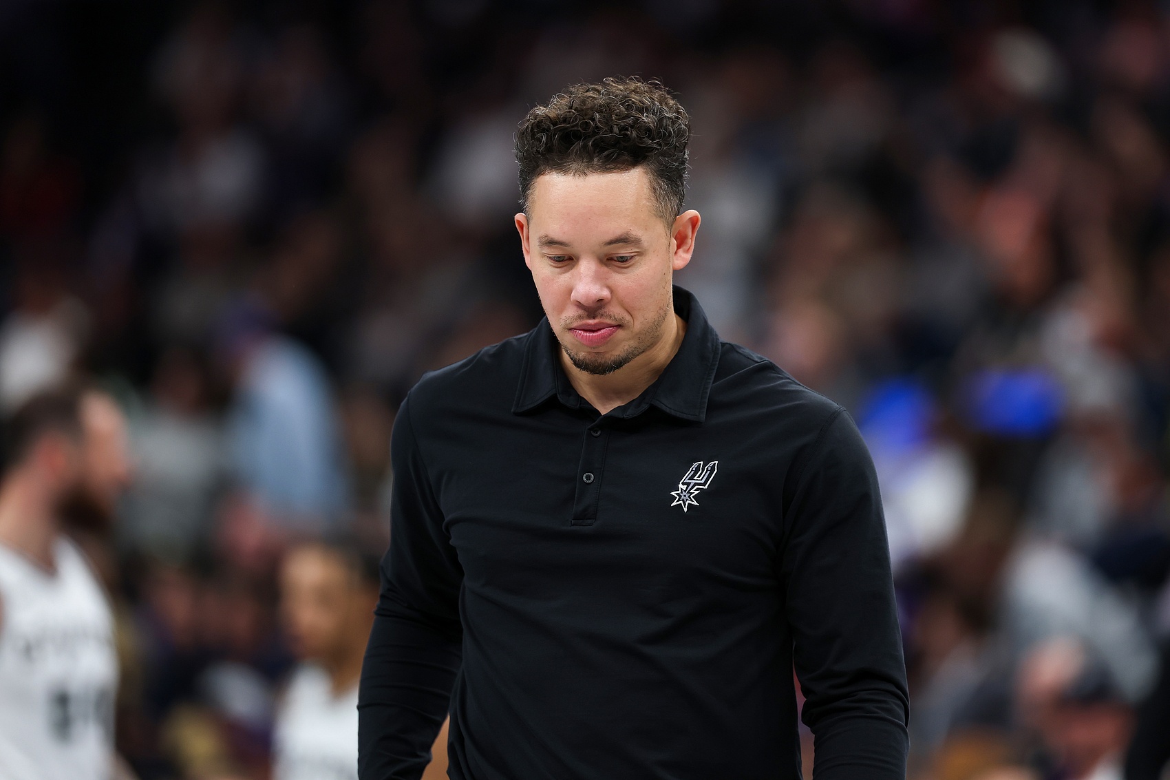 马刺代理主帅：开局比较迟缓&缺乏能量在NBA想从落后往回追很难